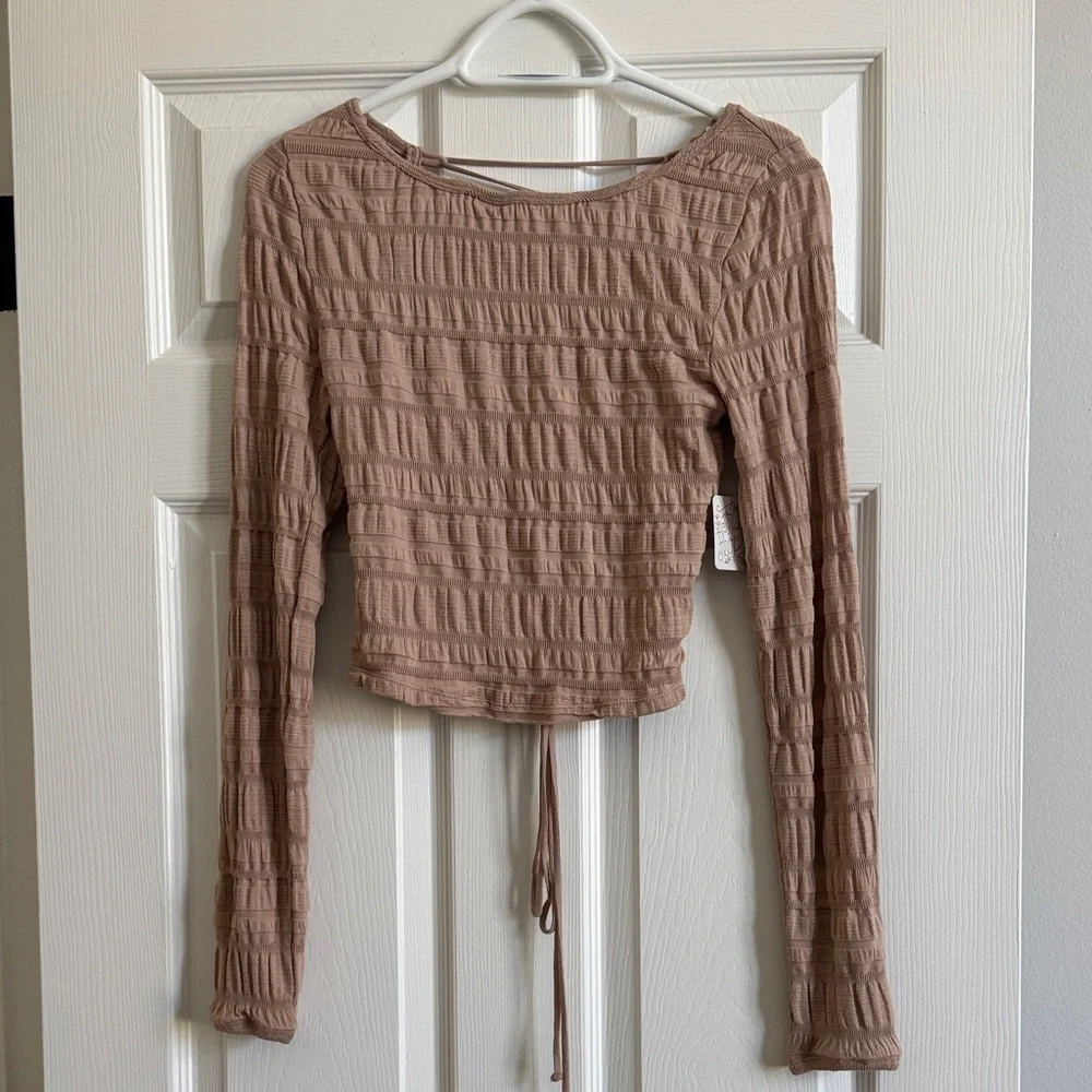 Free People Long Sleeve Textured Crop Top in Taupe